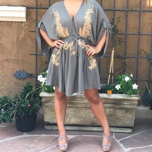 Wishlist olive green with gold accent dress with pockets